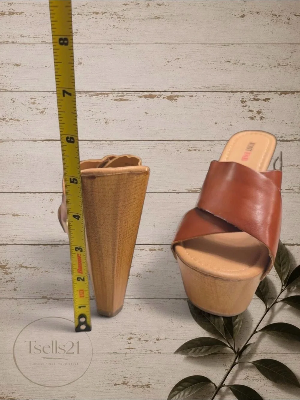 JustFab Faux Wood Chunky Platform Wedge Sandals - Size 7
